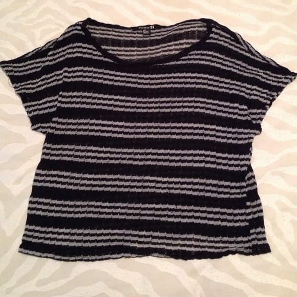 Slouchy knit short sleeve