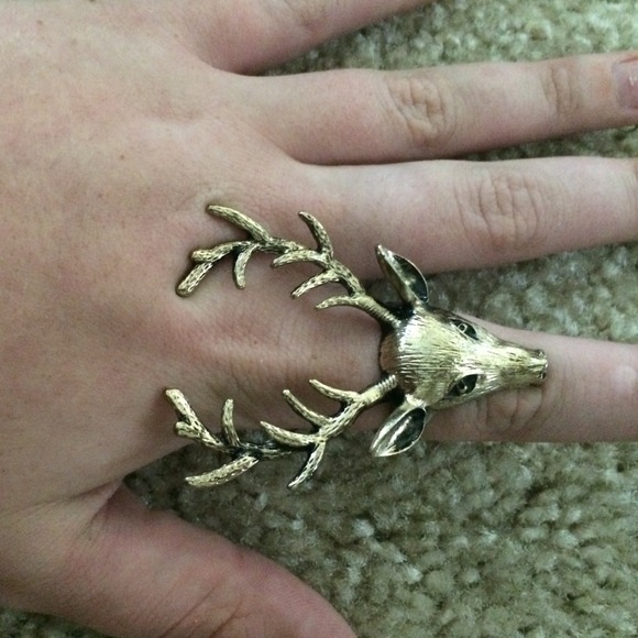 Deer ring - Picture 2 of 2