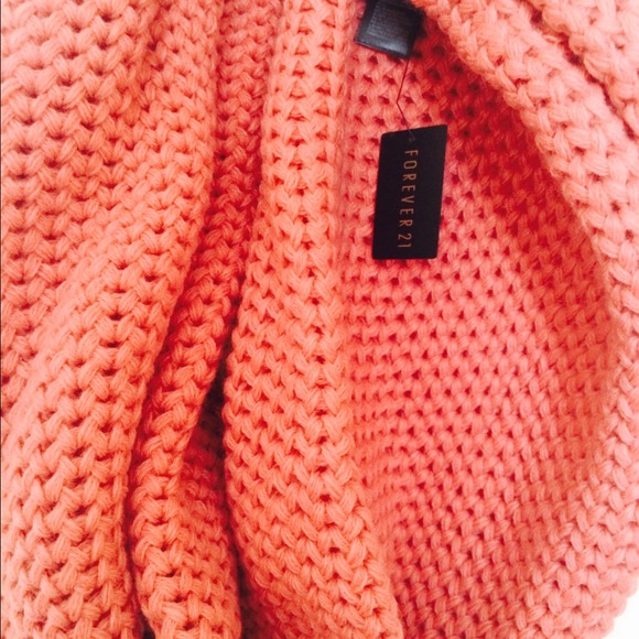 Rose Infinity Scarf - Picture 3 of 3