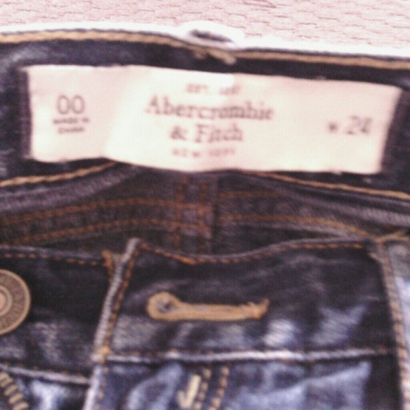 A&F capries<3 - Picture 2 of 2