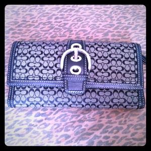 Coach Signature Wallet