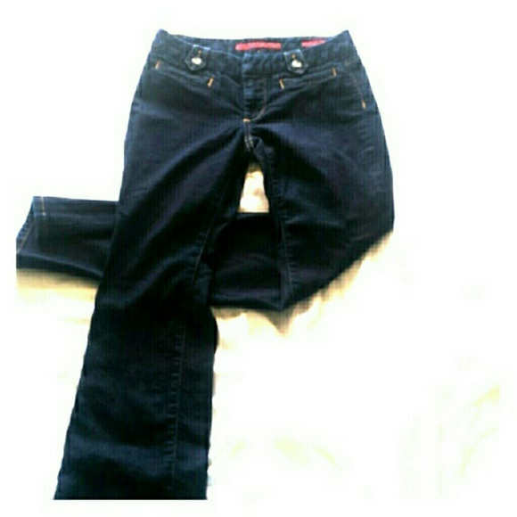 Bundle for @kaellashen