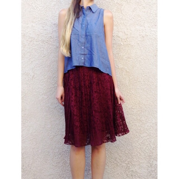 Forever 21 Dresses & Skirts - burgundy lace skirt