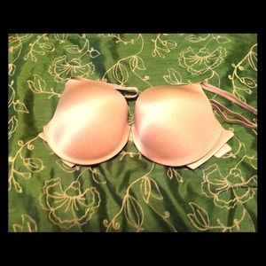 Tan Bra 38D Padded-NEVER WORN