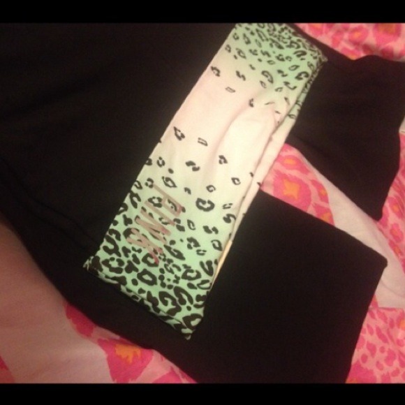 Victorias Secret Wing Hoodie and PINK Yoga Bundle!