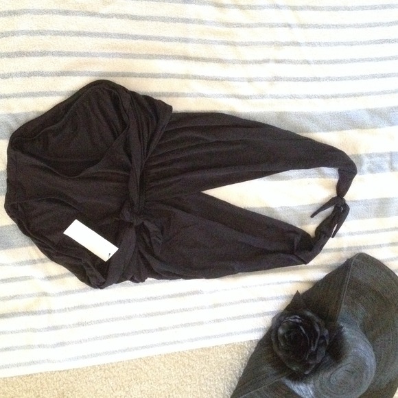 Carmen Marc Valvo black Monokini bathing suit