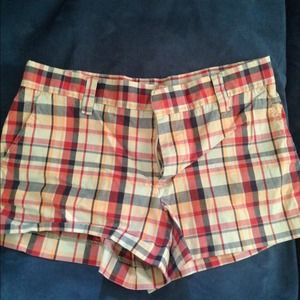 American eagle plaid shorts
