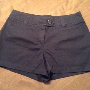 New York & Company black cotton shorts