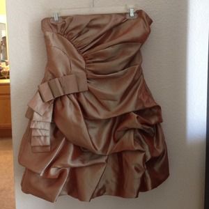 Strapless dress