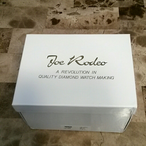 Joe Rodeo Marina watch. 96 diamonds. 0.90 CT.