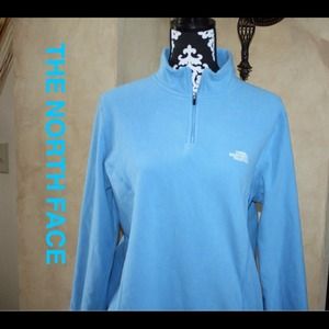 ⛔️SOLD⛔️The North Face pullover