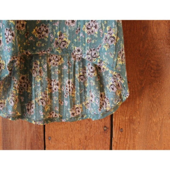 SOLD IN BUNDLE Free People crop top - Picture 3 of 4