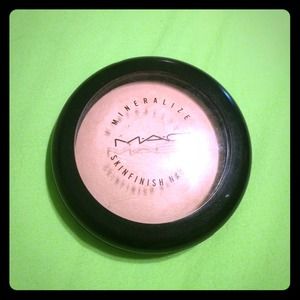 Mac powder