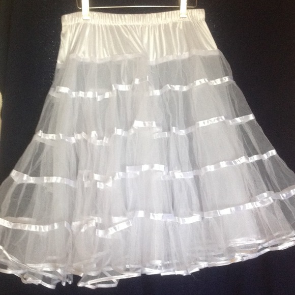 unique Vintage Dresses & Skirts - Vintage inspired crinoline slip/petticoat