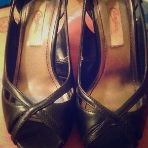 Black Wedge Heels!