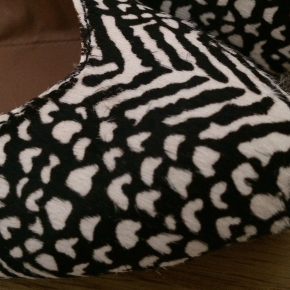 Printed Flats - Picture 2 of 5