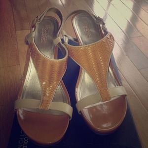 Adorable & unique summer sandal