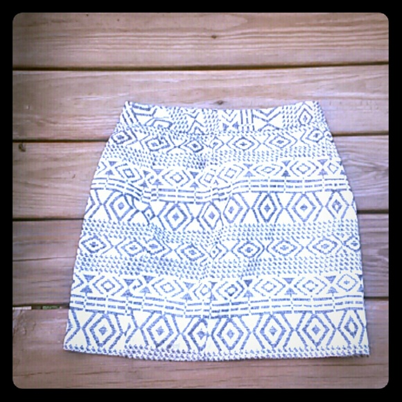 Aztec skirt! Never worn before! - Picture 1 of 3