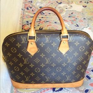 Authentic LV Alma