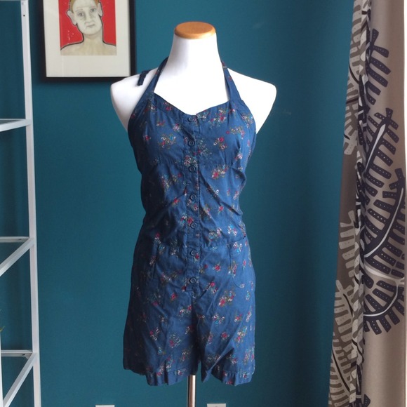 Vintage style pin up play suit