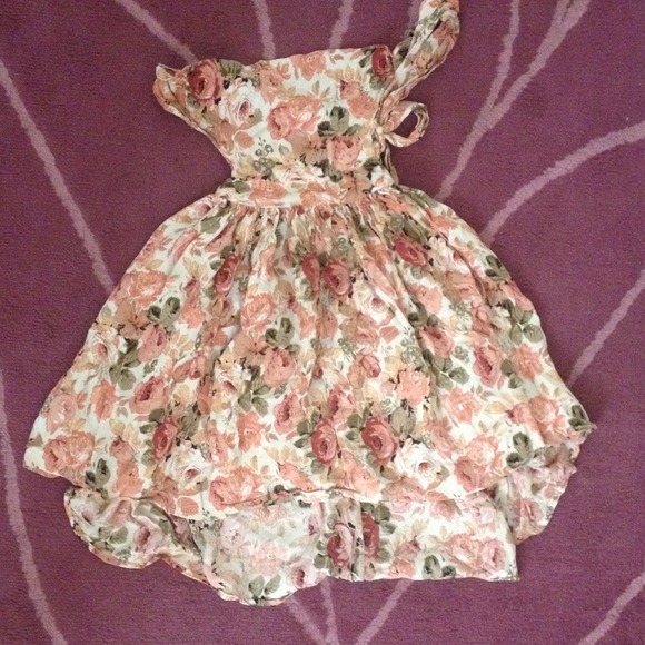 RARE // Brandy Melville Pink Floral dress