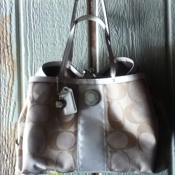 Large coach purse