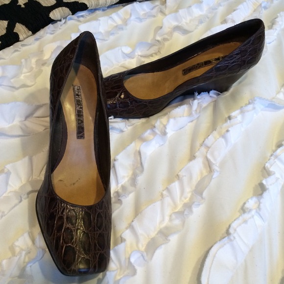 Shoes wedges brown