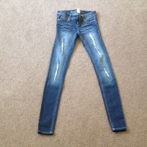 Pre-owned Girls Skinny jeans. Size 1 (long)