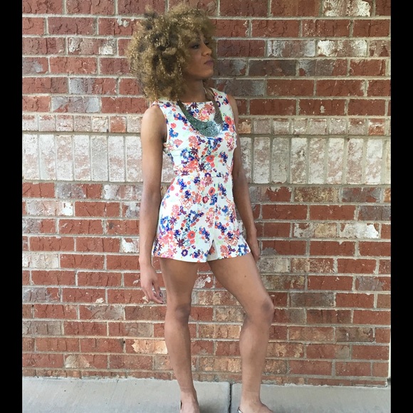 Romper - Picture 4 of 4
