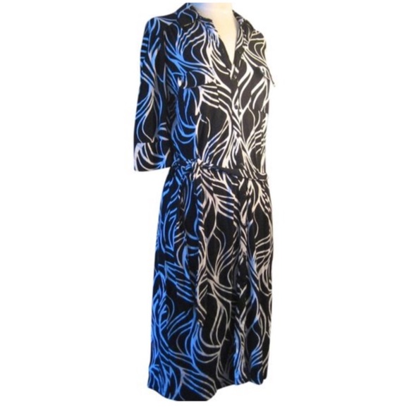 H&M Dresses & Skirts - H&M Black and White Dress with belt