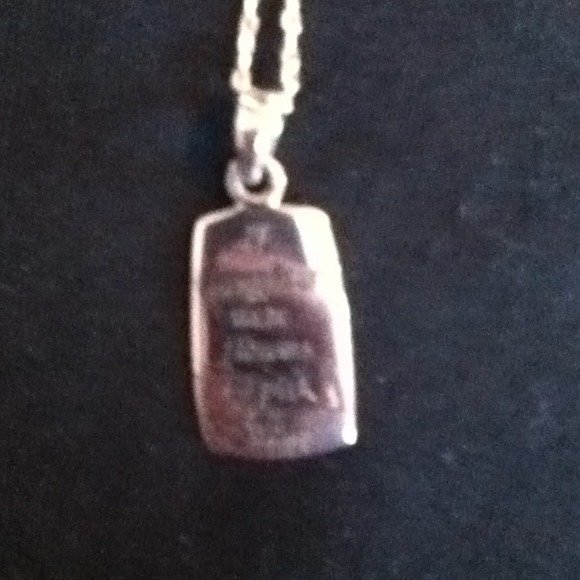 Necklace - Picture 3 of 3