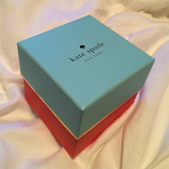 SOLD!!! Brand new KateSpade Delacorte Bangle Watch - Picture 2 of 4