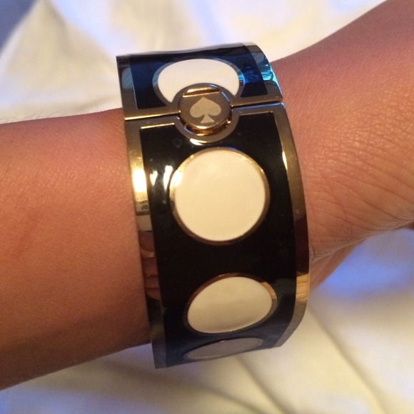 SOLD!!! Brand new KateSpade Delacorte Bangle Watch - Picture 4 of 4