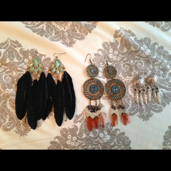 3 sets of Dangly  earrings in good condition - Picture 1 of 4
