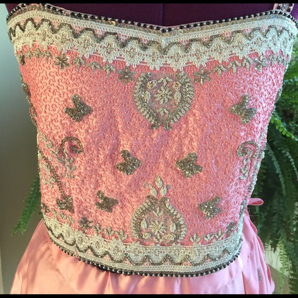 🎉2xHP🎉NWOT Pink Silk Langa w/ Beading & Threadwk - Picture 2 of 4