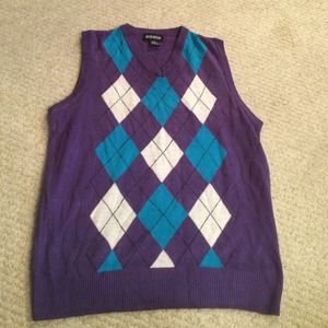 Sweater vest- plaid