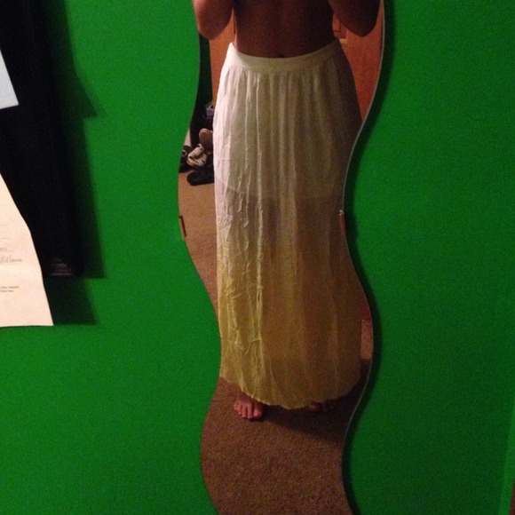 White to yellow ombré maxi skirt