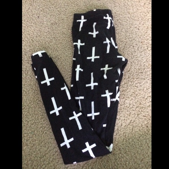 Cross leggings