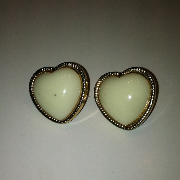 Heart Earring Set - Picture 2 of 3