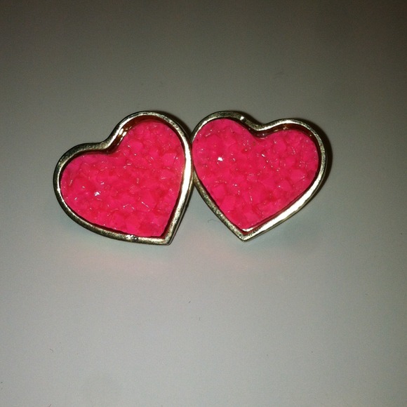 Heart Earring Set - Picture 3 of 3