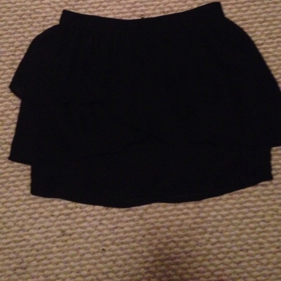 Black mini skirt with ruffles