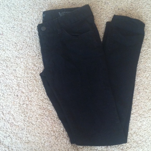 Black skinny jeans