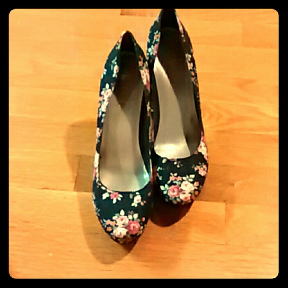 Floral Print High Heels