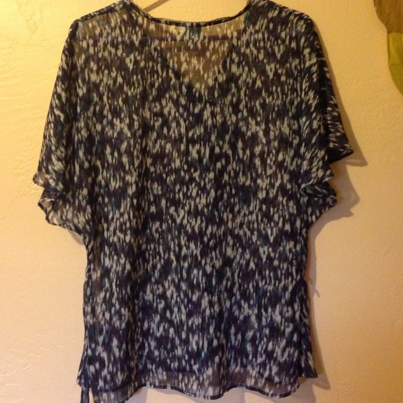 Top - Picture 3 of 4