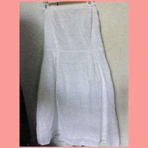 White strapless dress w lace detail