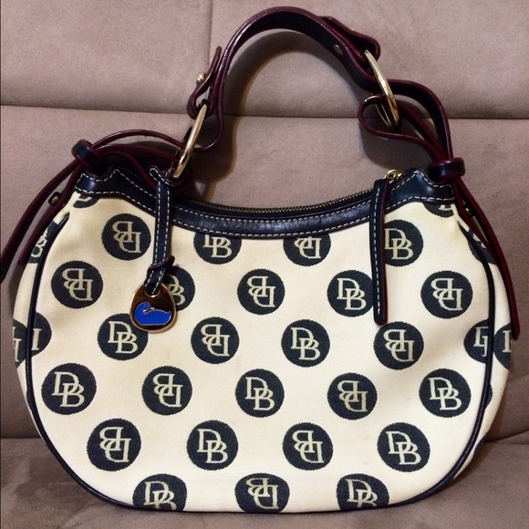 Dooney & Bourke Handbags - FINAL! REDUCED🎉💯% Authentic! Dooney&Bourke Hobo