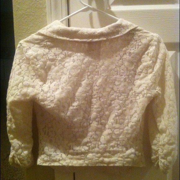 Blazer - Picture 2 of 3