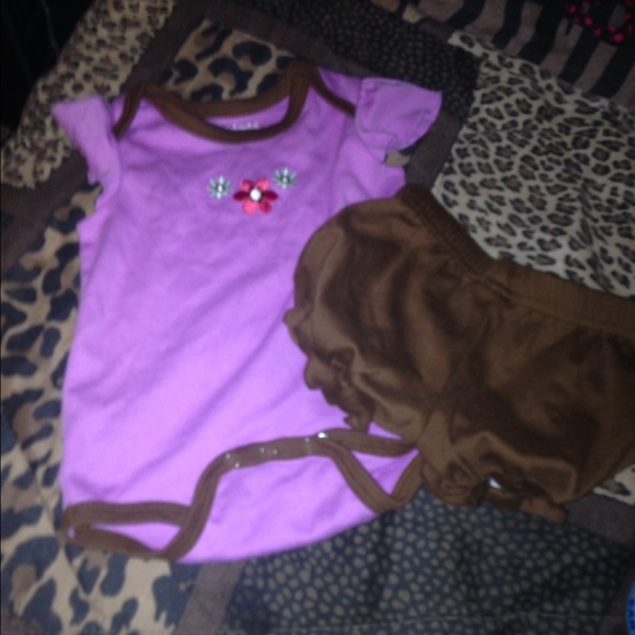 Infant set - Picture 1 of 1