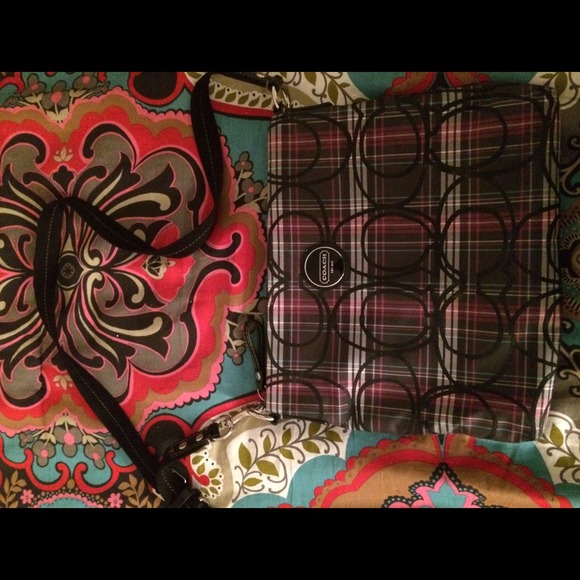 🎀BEDTIME SALE🎀Coach cross body (authentic)