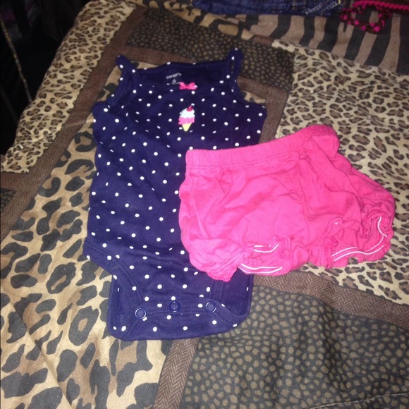 Infant set - Picture 1 of 1